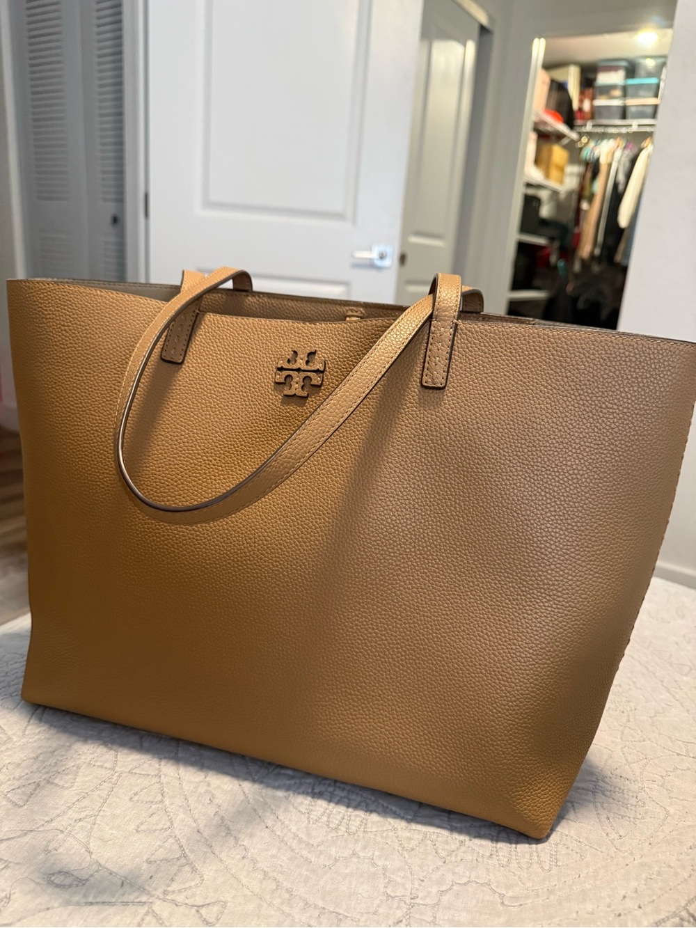 Tory Burch McGraw Tote Tiramisu - Picture 3 of 6